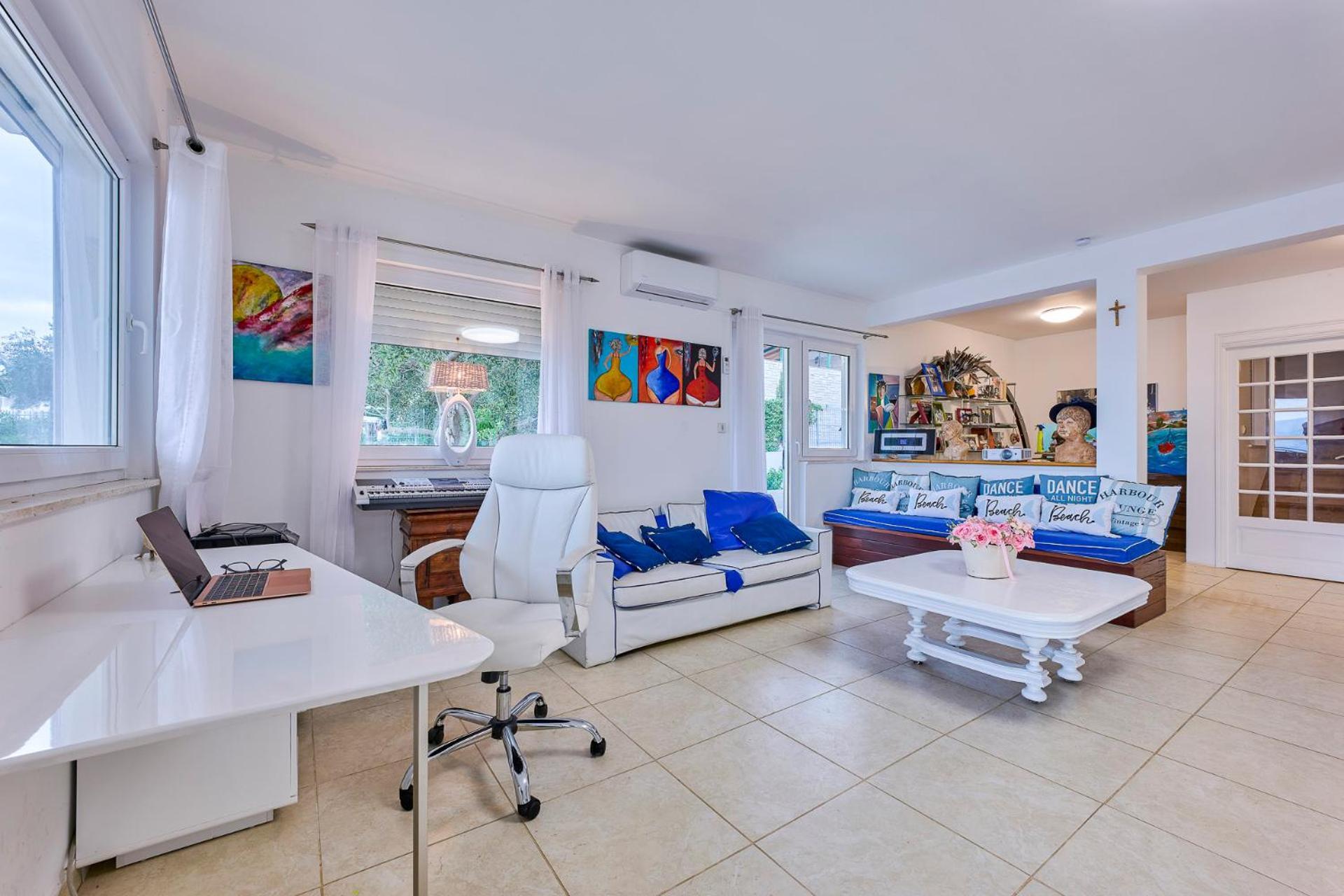 Villa Unique Sur La Plage Pour Des Vacances Inoubliables En Famille Ou Entre Amis Pour 10 Personnes Slatine Exteriör bild