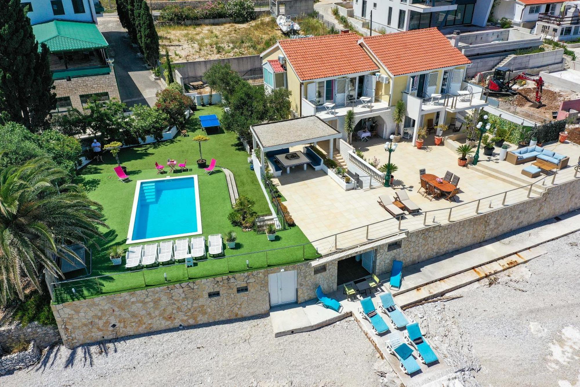 Villa Unique Sur La Plage Pour Des Vacances Inoubliables En Famille Ou Entre Amis Pour 10 Personnes Slatine Exteriör bild